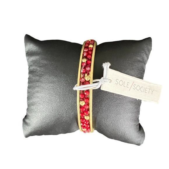 🌿4/$35🌿 NWT SOLE SOCIETY Gold Red Beaded Boho Bangle - Picture 2 of 8